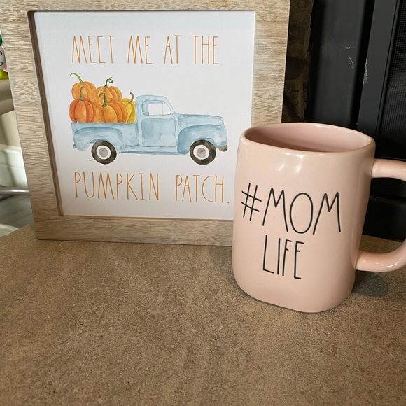 Rae Dunn mom life mug